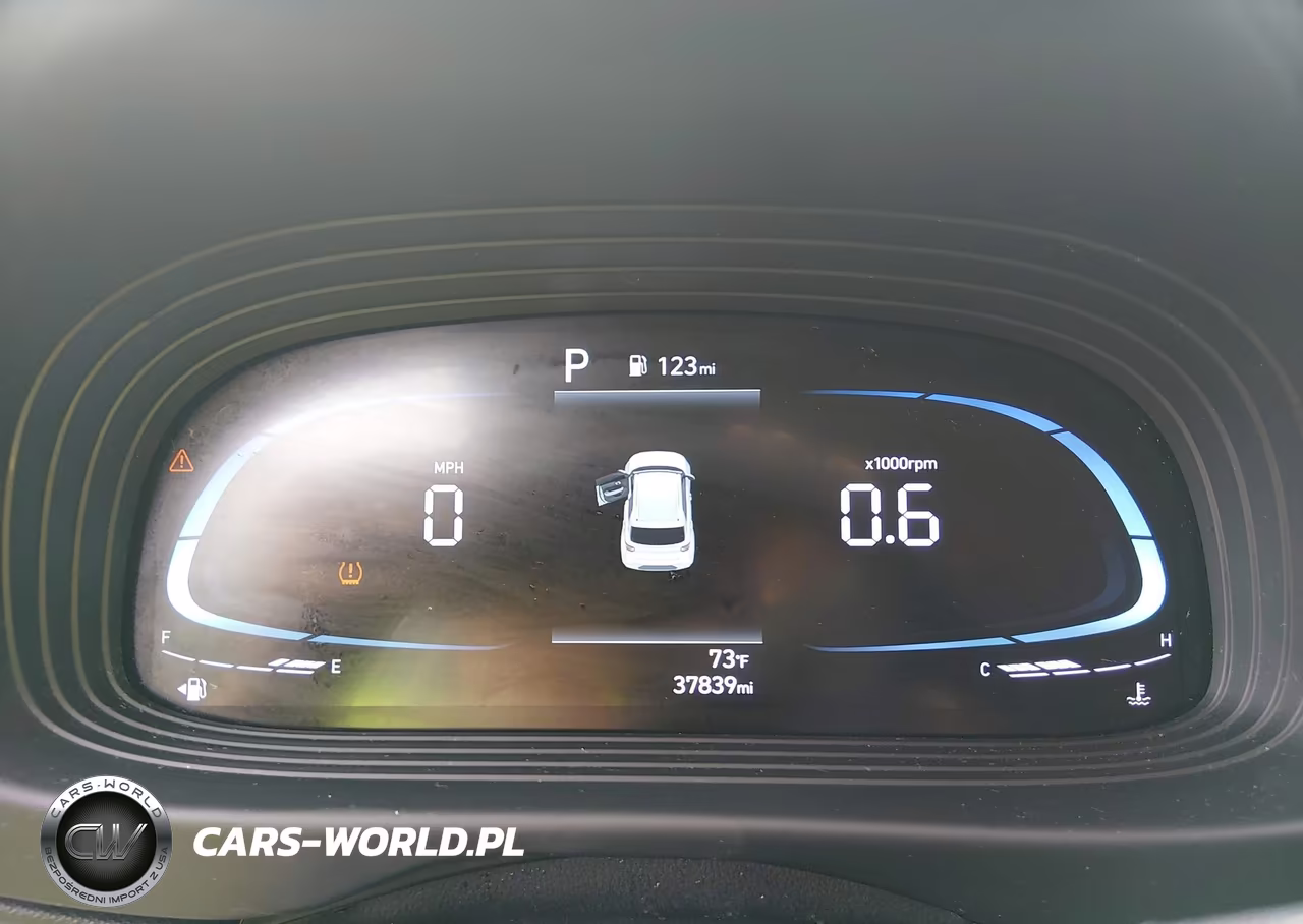 2025 Hyundai Venue Sel VIN:KMHRC8A34SU376567 - 7