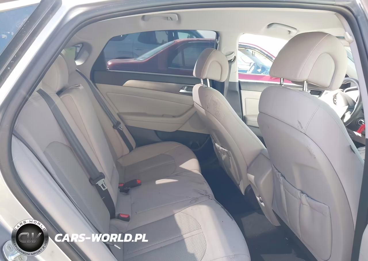 2016 Hyundai Sonata Sport VIN:5NPE34AF2GH271503 - 8