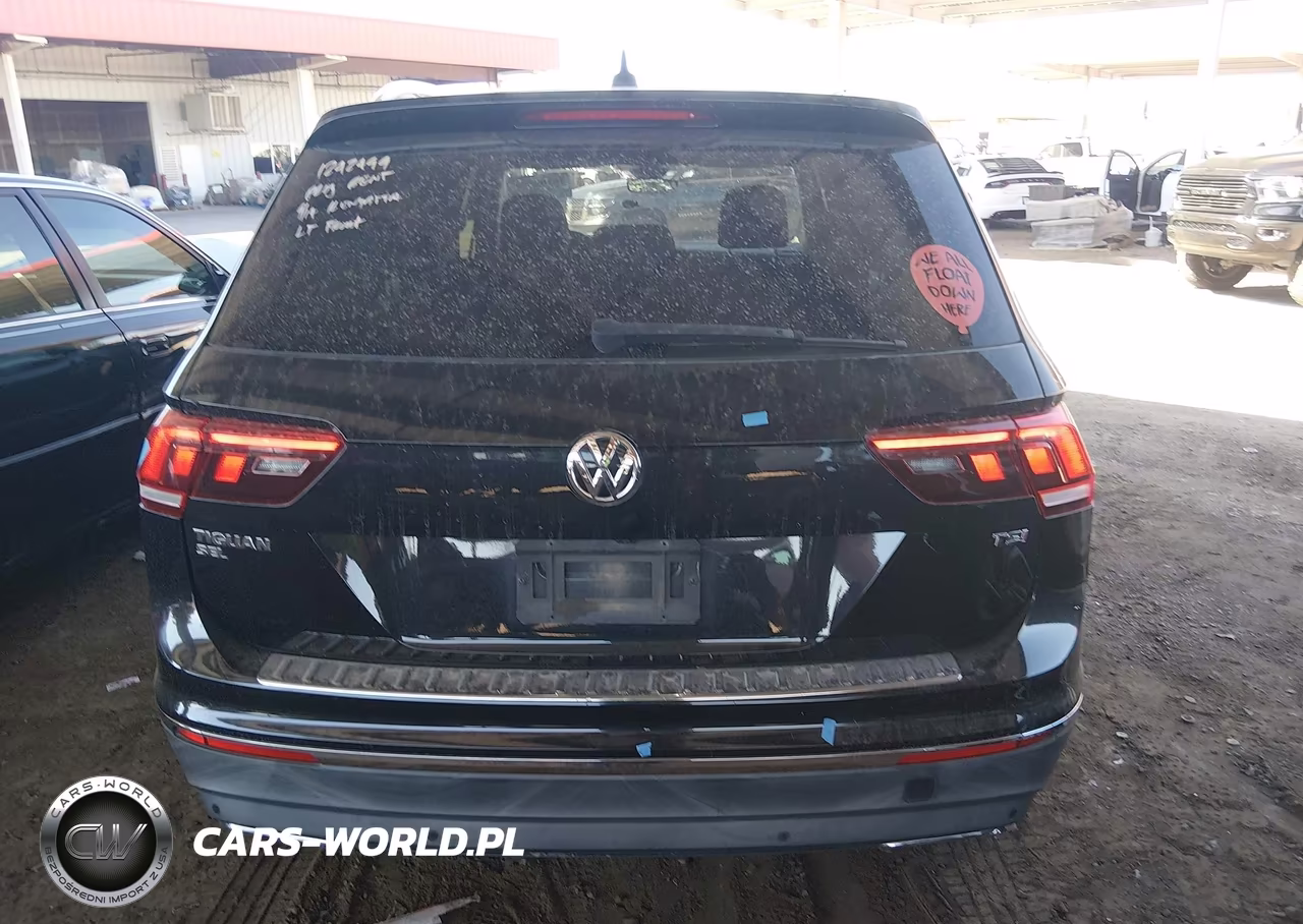 2018 Volkswagen Tiguan 2.0T Sel Premium VIN:3VV5B7AX1JM032895 - 17