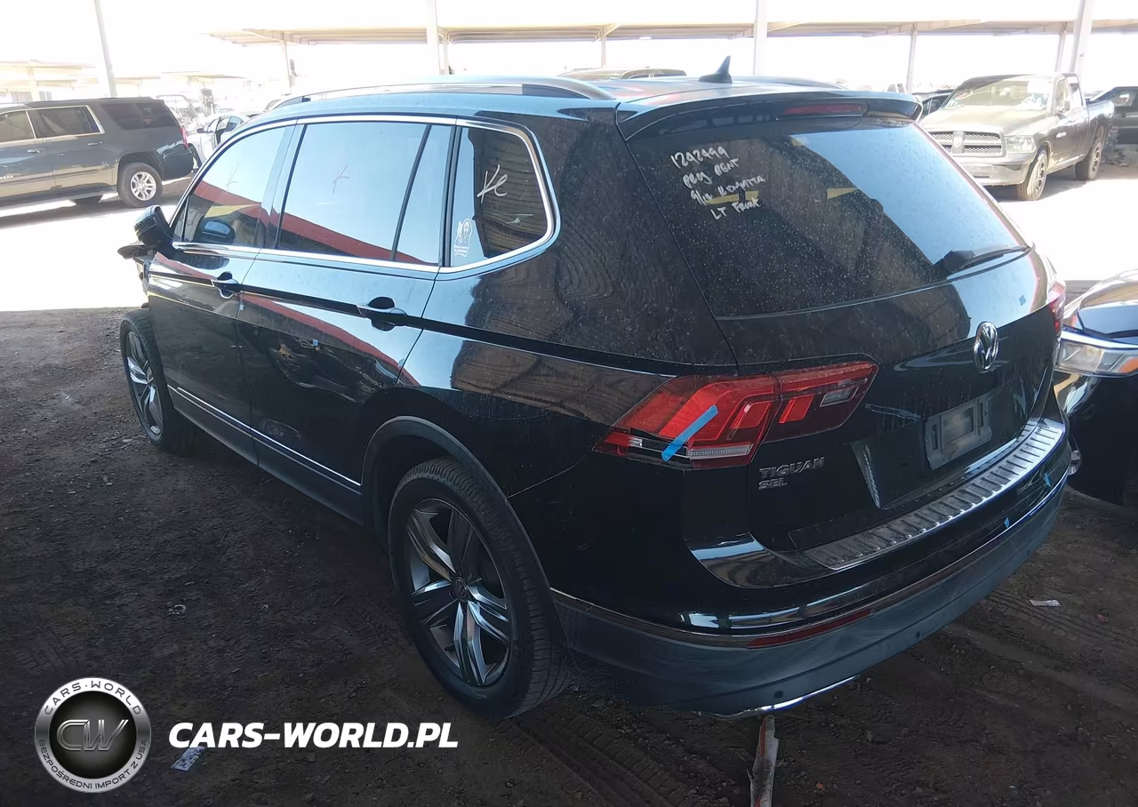 2018 Volkswagen Tiguan 2.0T Sel Premium VIN:3VV5B7AX1JM032895 - 3