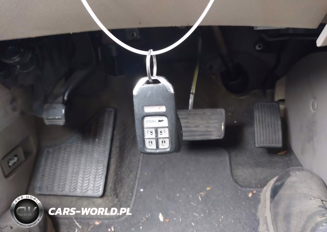 2015 Honda Odyssey Ex-L VIN:5FNRL5H6XFB101853 - 11