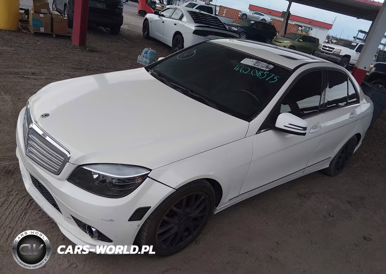2011 Mercedes-Benz C 300 VIN:WDDGF5EB7BA518128 - 2