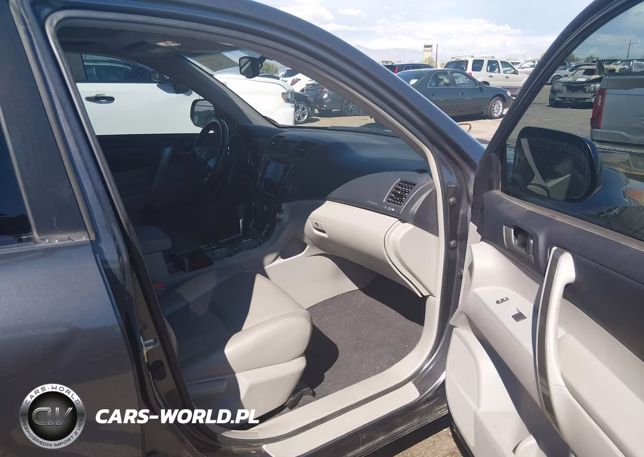 2013 Toyota Highlander Se V6 VIN:5TDZK3EH4DS124714 - 5