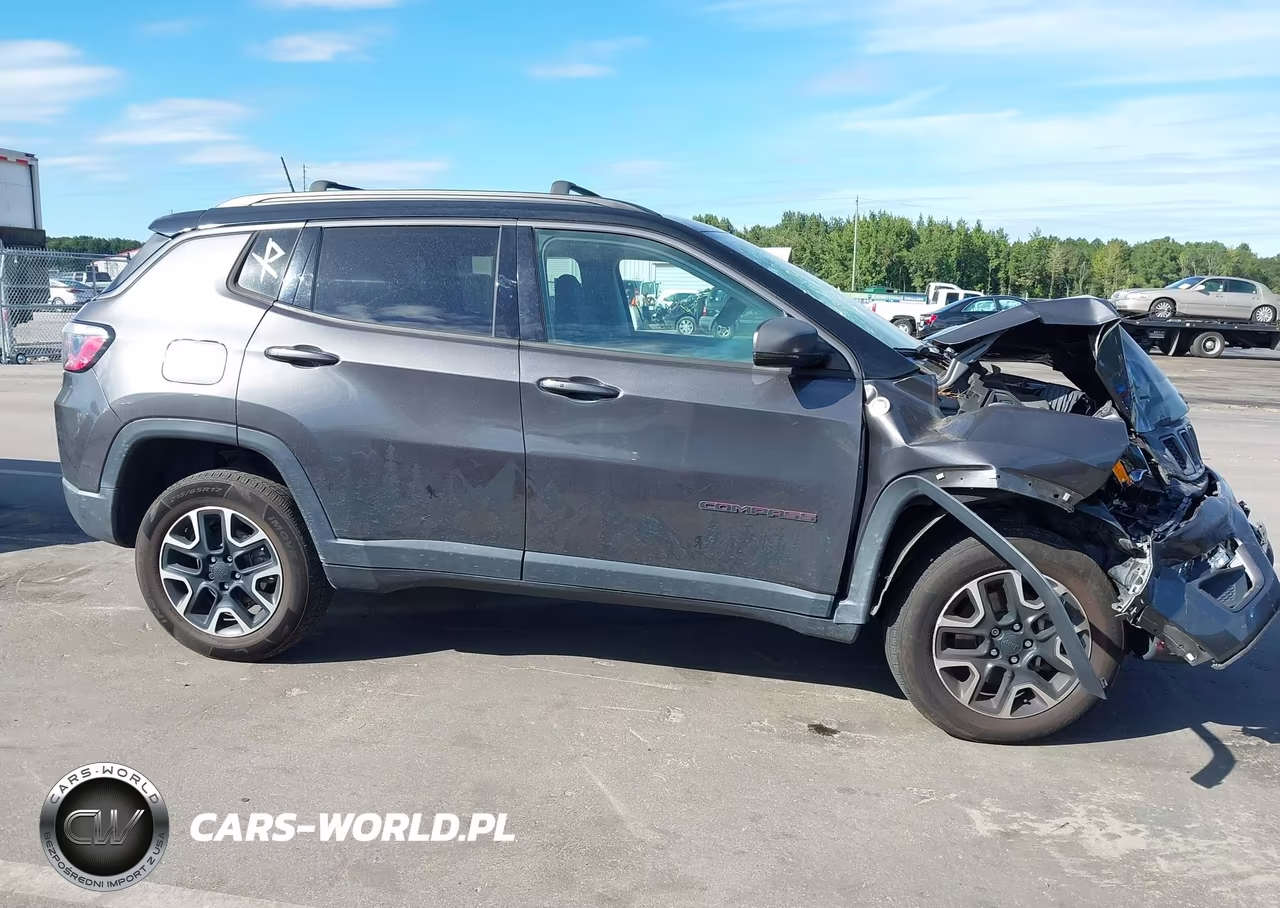 2020 Jeep Compass Trailhawk 4X4 VIN:3C4NJDDB5LT227682 - 13