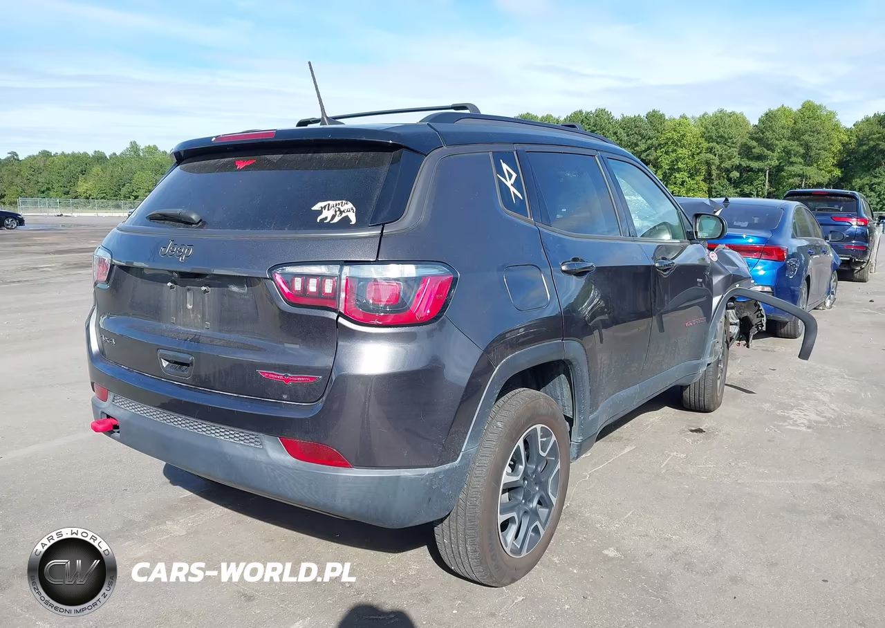 2020 Jeep Compass Trailhawk 4X4 VIN:3C4NJDDB5LT227682 - 4