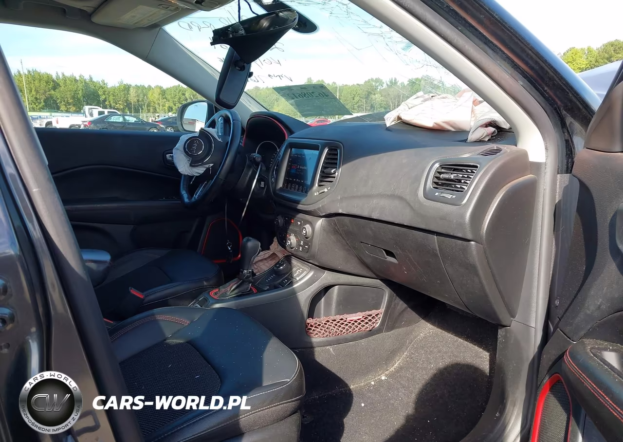 2020 Jeep Compass Trailhawk 4X4 VIN:3C4NJDDB5LT227682 - 5
