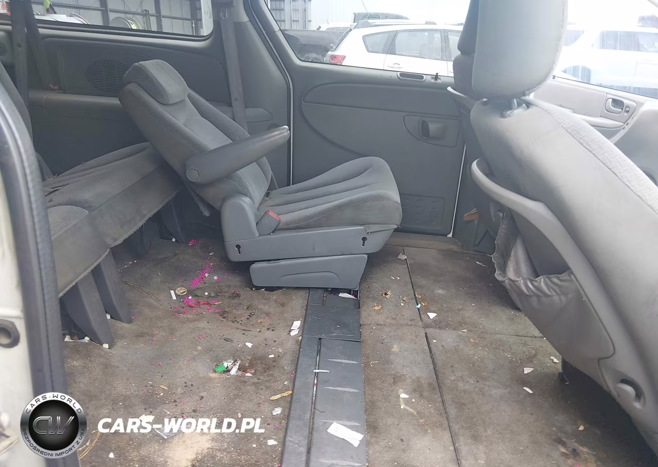 2005 Dodge Grand Caravan Sxt VIN:2D4GP44L05R222513 - 8
