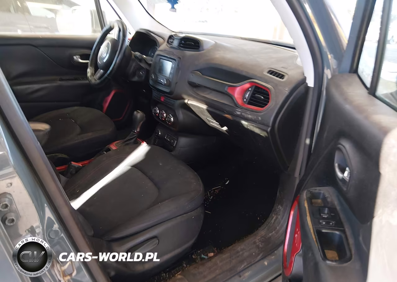 2015 Jeep Renegade Trailhawk VIN:ZACCJBCT9FPB91593 - 5