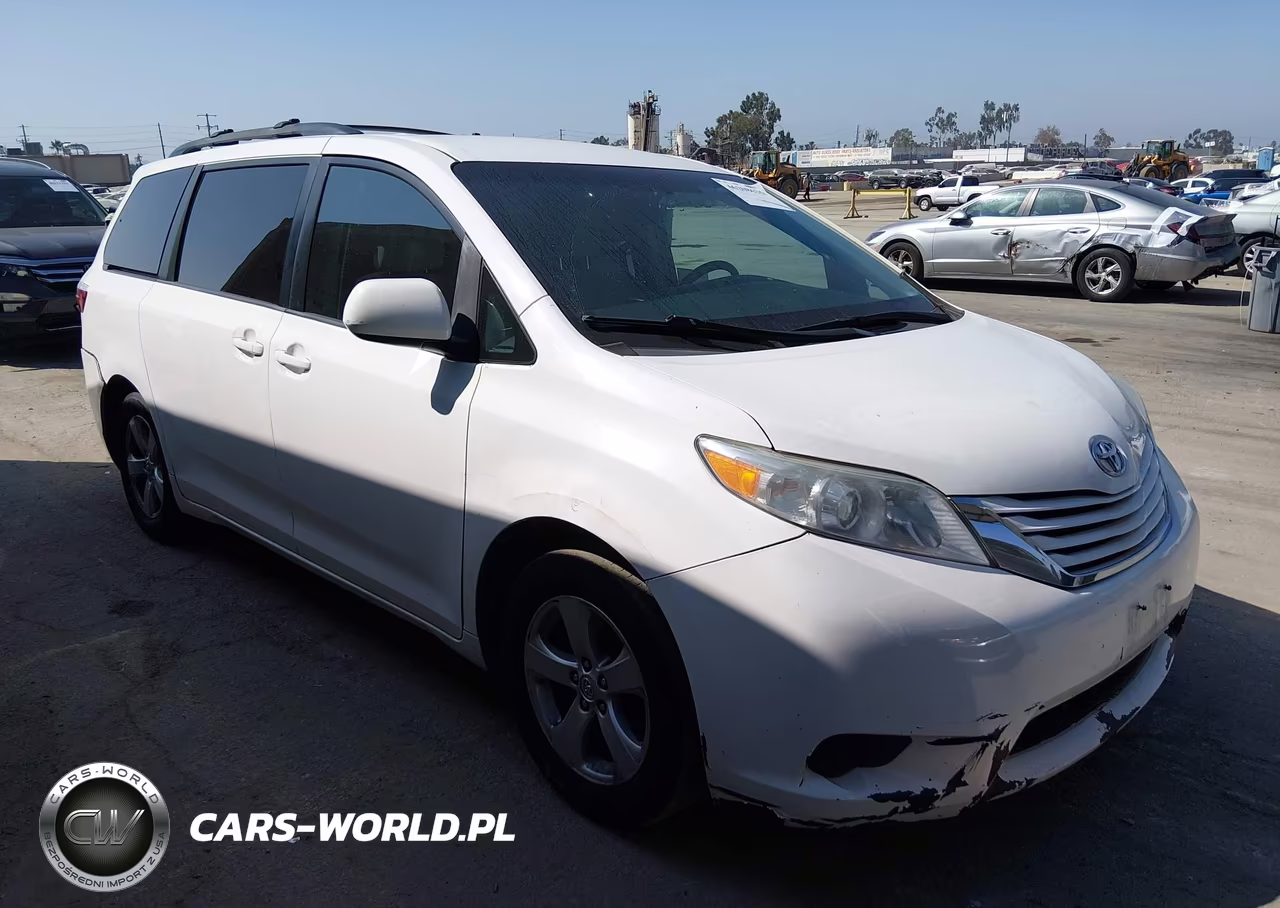 2016 Toyota Sienna Le