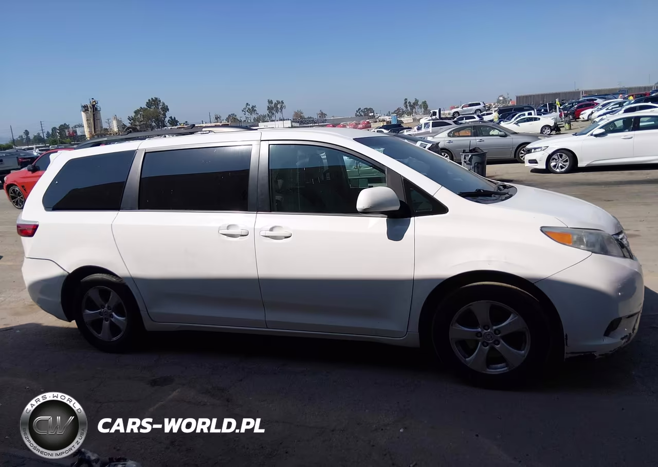 2016 Toyota Sienna Le VIN:5TDKK3DC6GS700685 - 13