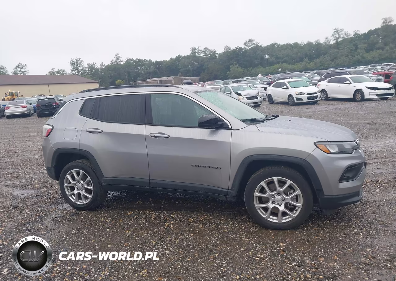 2023 Jeep Compass Latitude Lux Fwd VIN:3C4NJDFNXPT528753 - 13