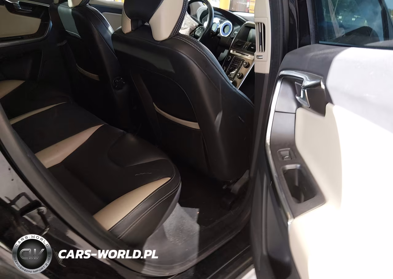 2012 Volvo Xc60 T6-T6 Platinum-T6 Premier Plus-T6 R-Design-T6 R-Design Platinum-T6 R-Design Premier Plus VIN:YV4902DZXC2299109 - 8