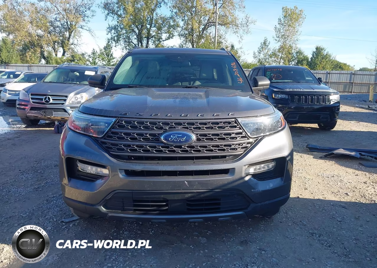 2021 Ford Explorer Xlt VIN:1FMSK8DH5MGB77833 - 13