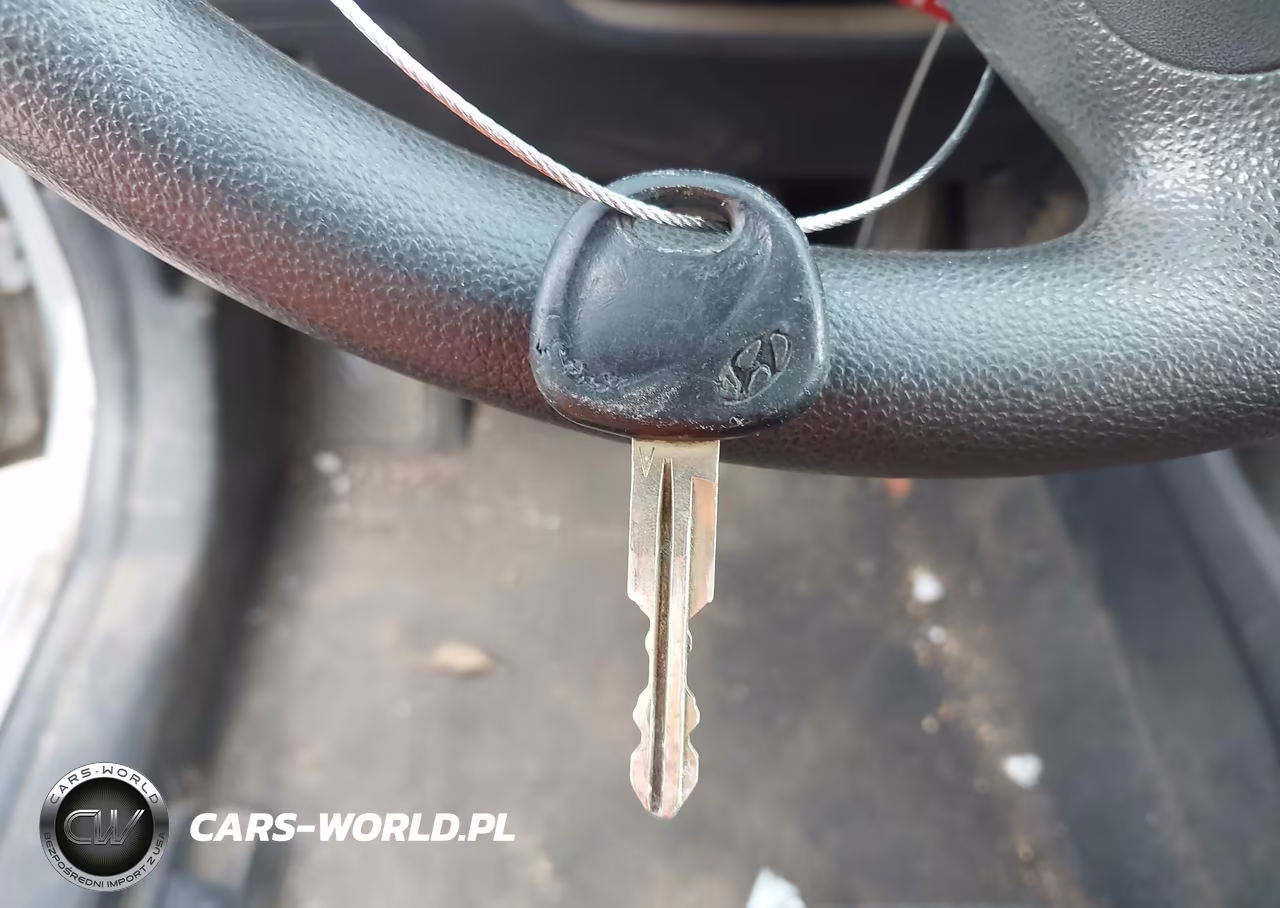 2009 Hyundai Accent Gs VIN:KMHCM36C49U116498 - 11