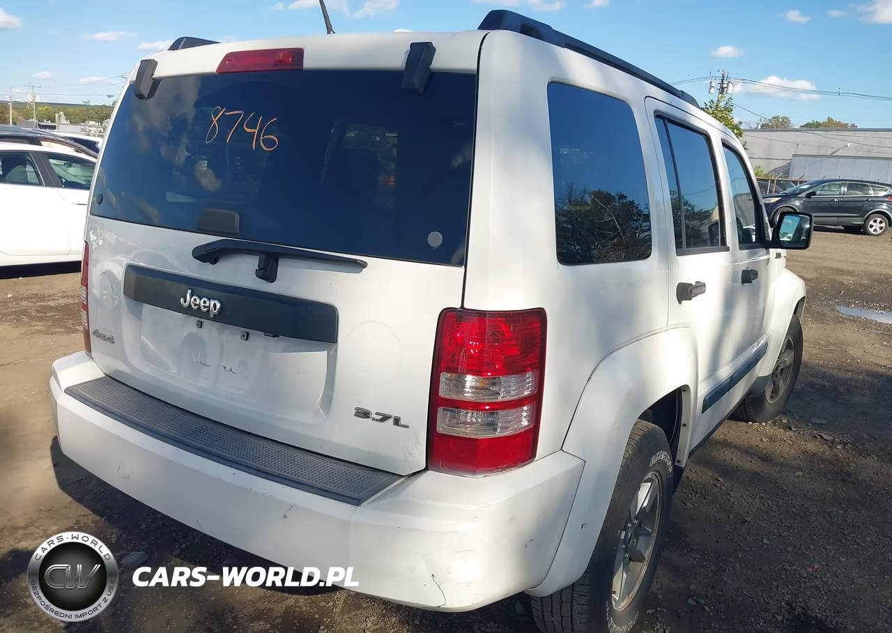 2008 Jeep Liberty Sport VIN:1J8GN28K98W240490 - 4