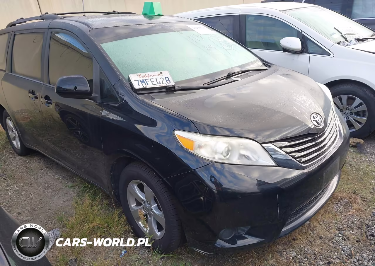 2015 Toyota Sienna Le