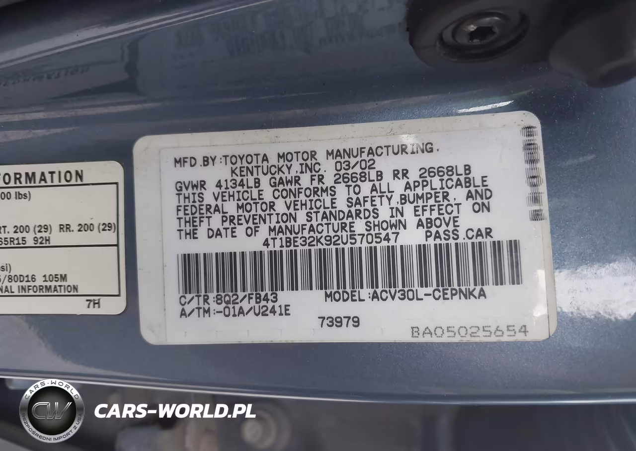 2002 Toyota Camry Le VIN:4T1BE32K92U570547 - 9
