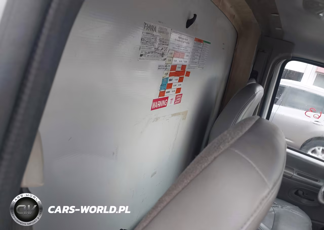 2006 Ford E-350 Cutaway VIN:1FDWE35L76DA10358 - 6