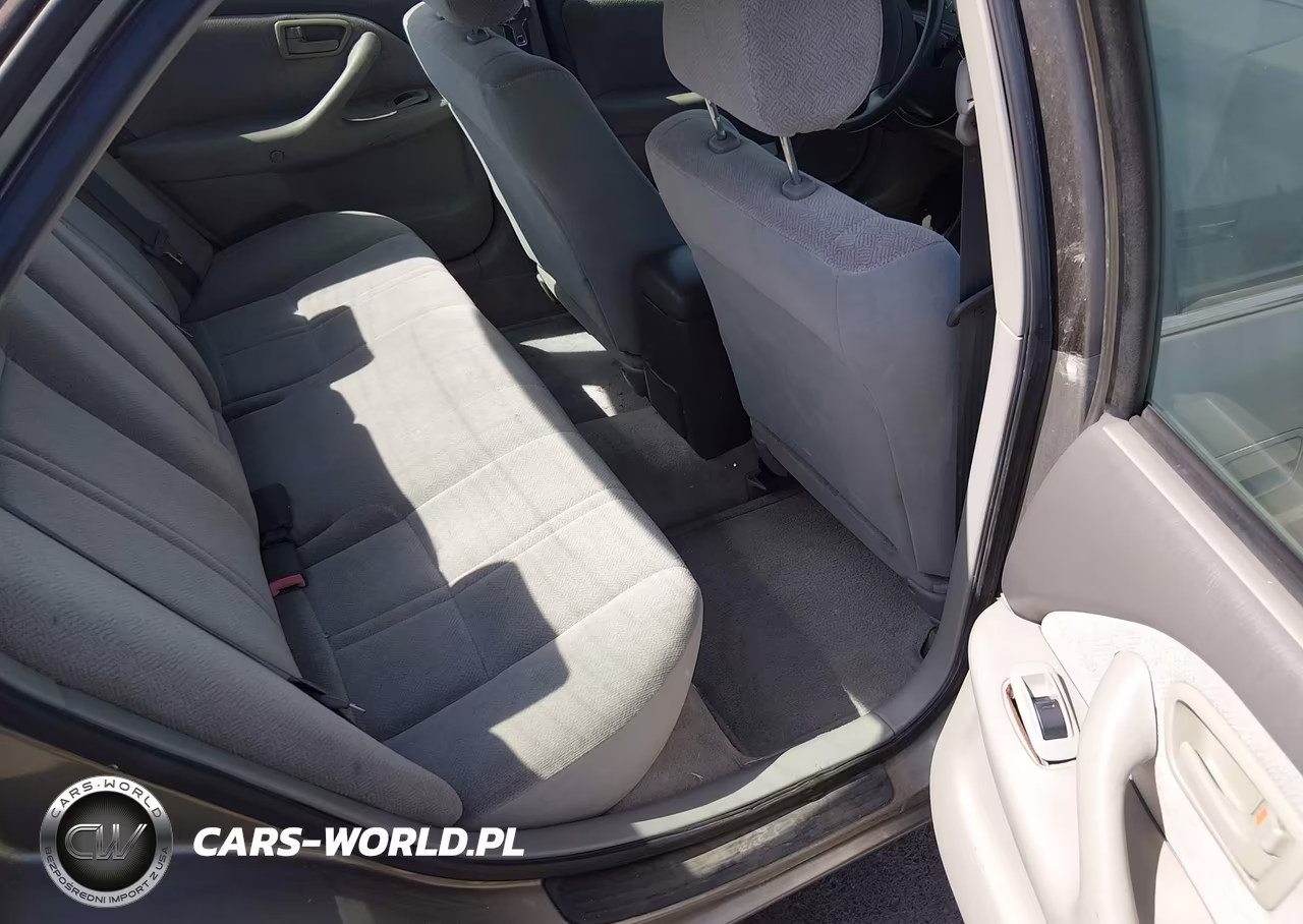 2017 Toyt Camry VIN:4T1BG22K41U024693 - 8