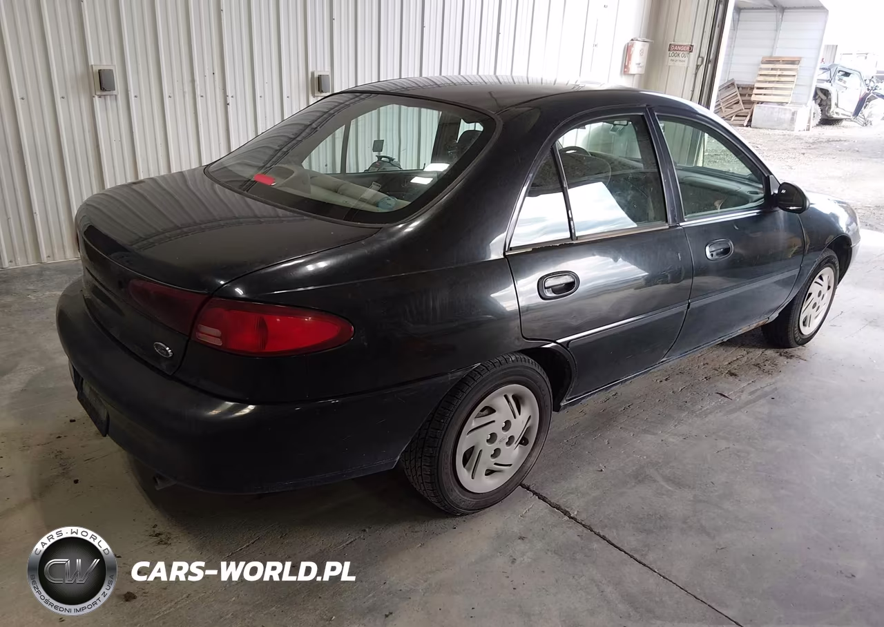1999 Ford Escort Lx VIN:1FAFP10P4XW258818 - 4