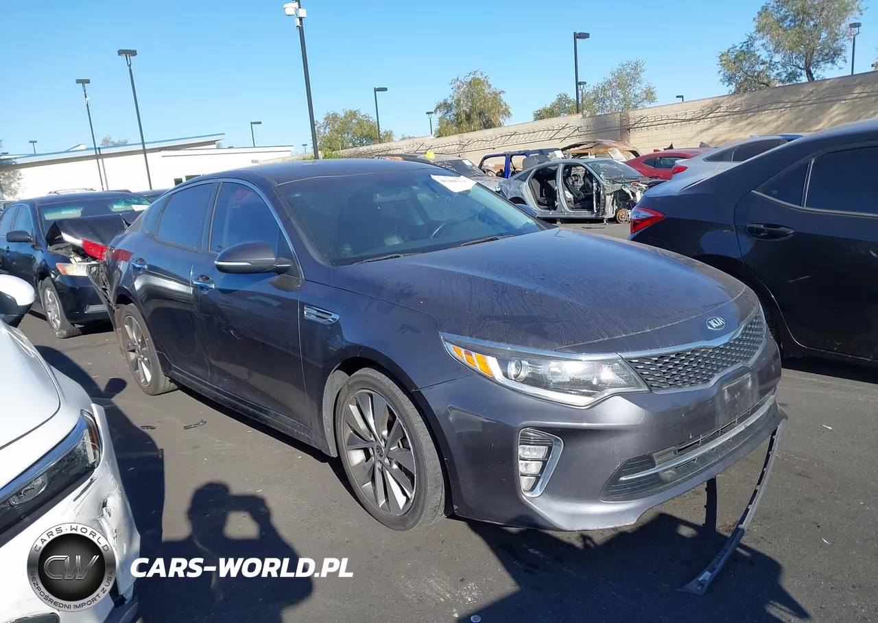 2018 Kia Optima S VIN:5XXGT4L33JG257544 - 13