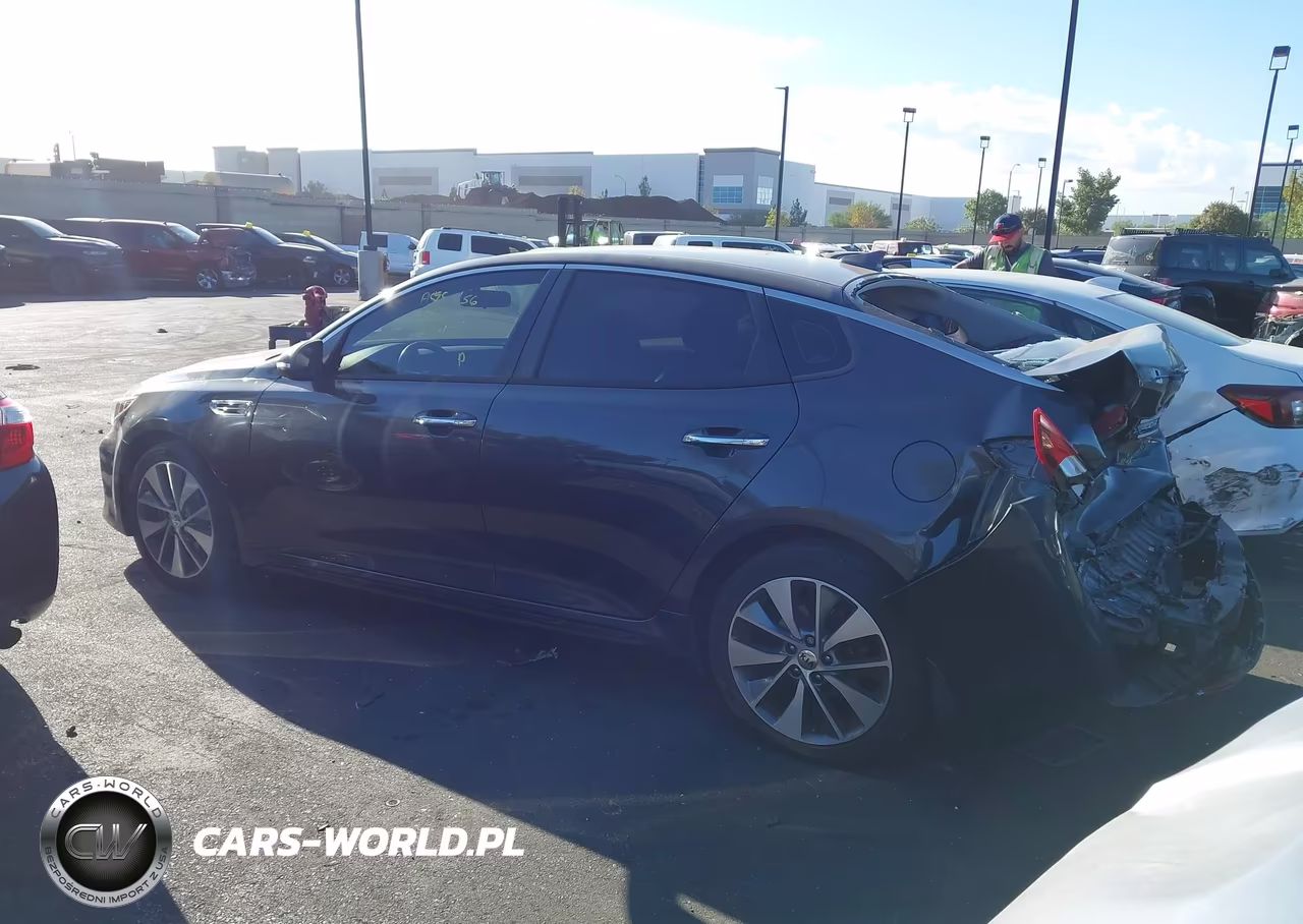 2018 Kia Optima S VIN:5XXGT4L33JG257544 - 14