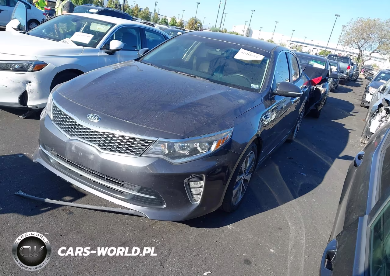 2018 Kia Optima S VIN:5XXGT4L33JG257544 - 2