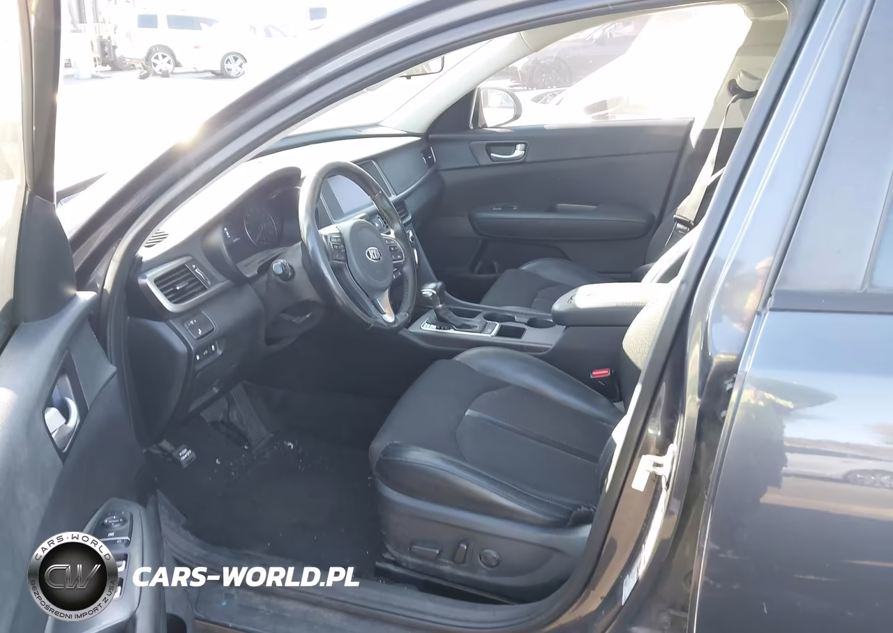 2018 Kia Optima S VIN:5XXGT4L33JG257544 - 5