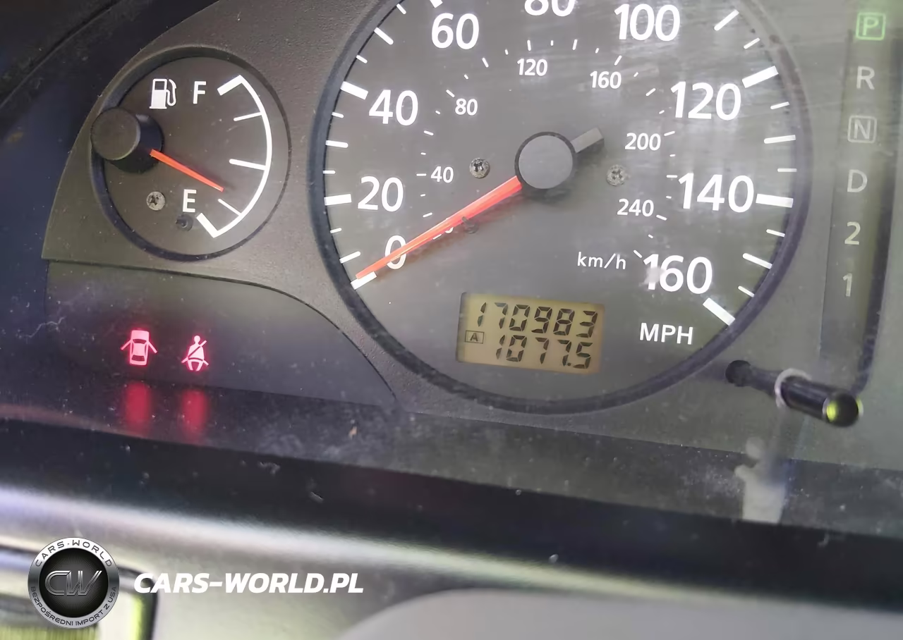 2000 Nissan Maxima Gle-Gxe-Se VIN:JN1CA31D2YT556899 - 16