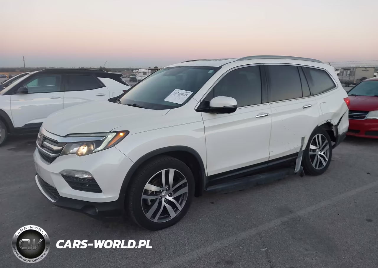 2018 Honda Pilot Touring VIN:5FNYF5H98JB008769 - 2