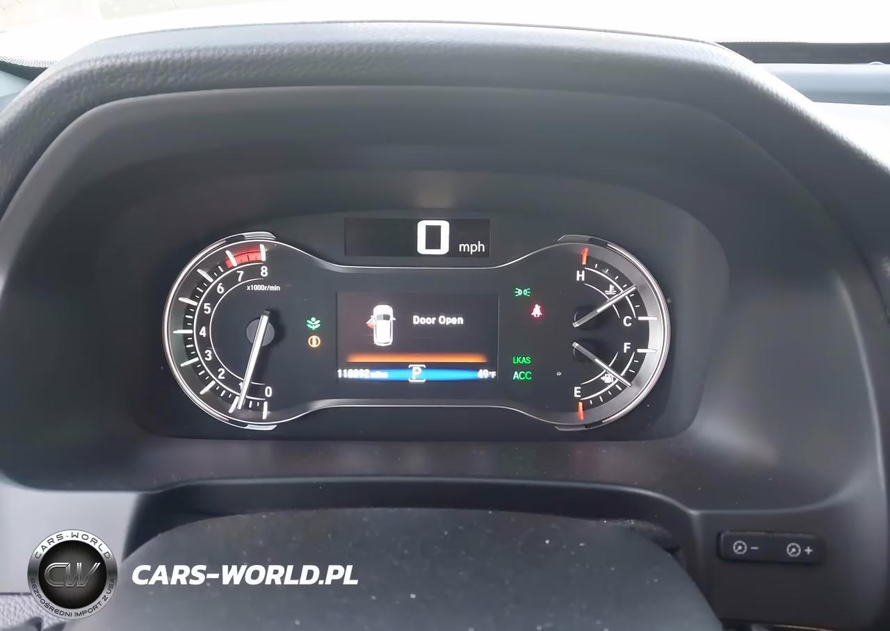 2018 Honda Pilot Touring VIN:5FNYF5H98JB008769 - 7