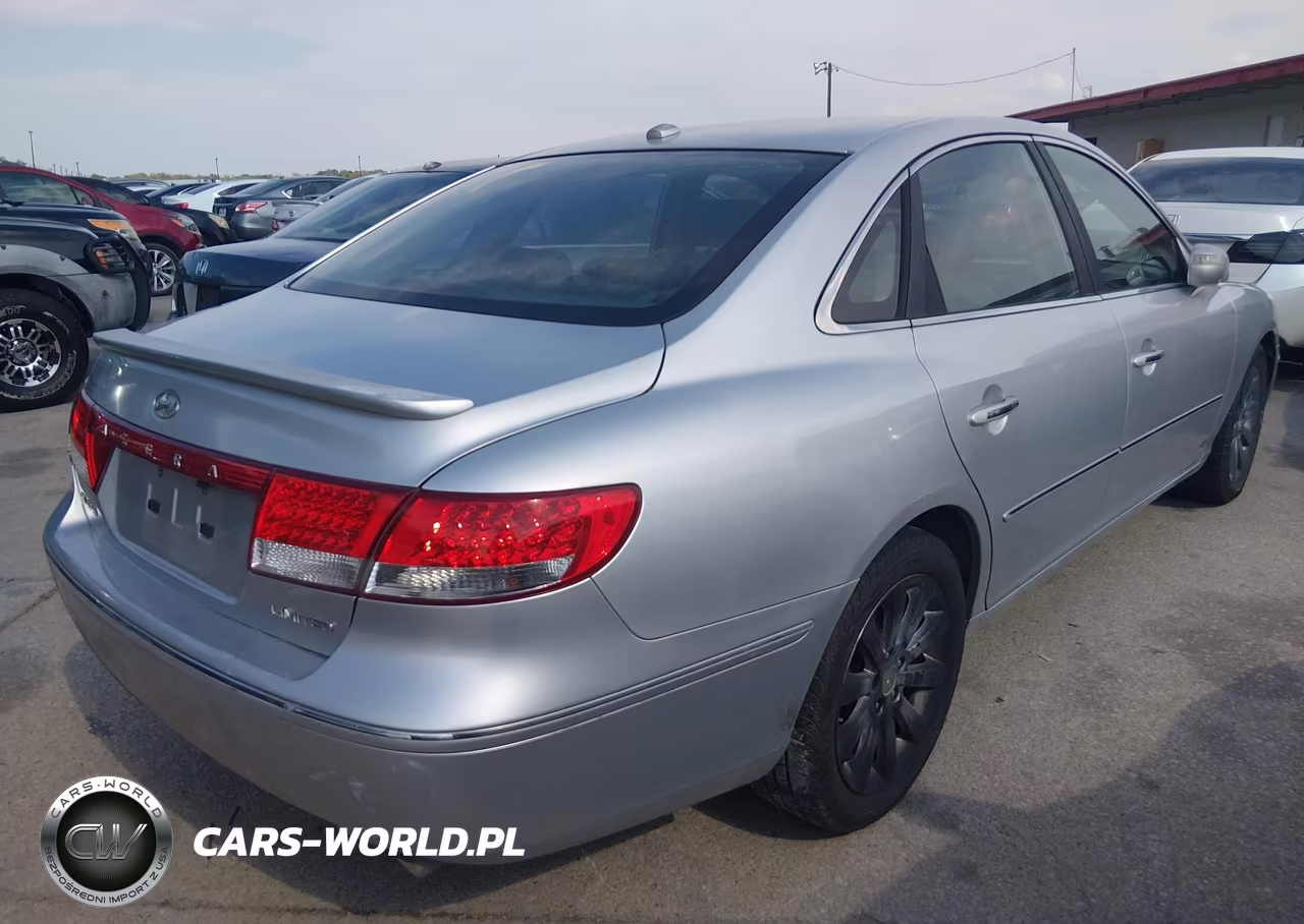 2009 Hyundai Azera Limited VIN:KMHFC46F19A358005 - 4