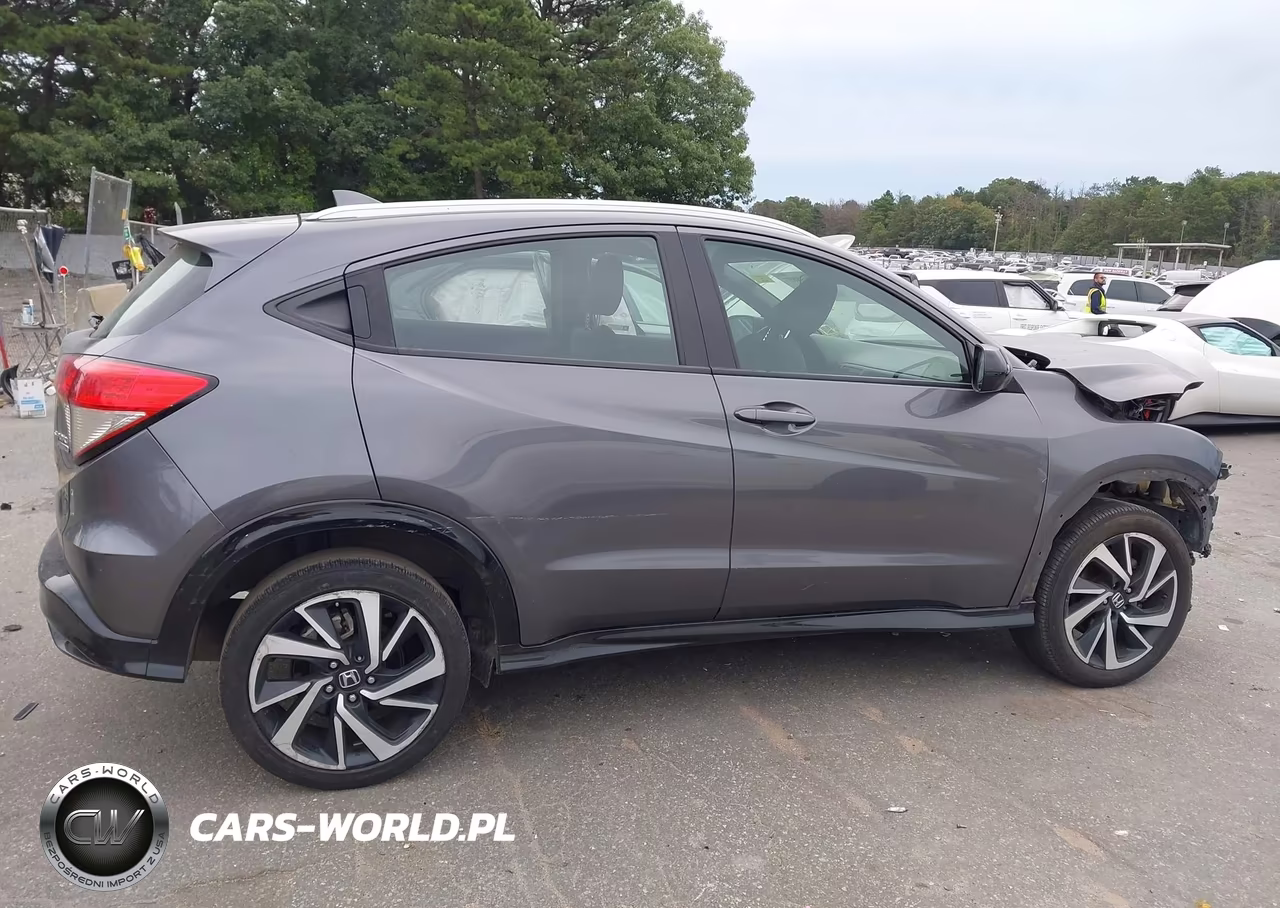 2019 Honda Hr-V Sport VIN:3CZRU6H15KG706093 - 14