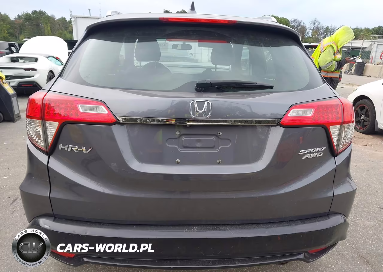 2019 Honda Hr-V Sport VIN:3CZRU6H15KG706093 - 17