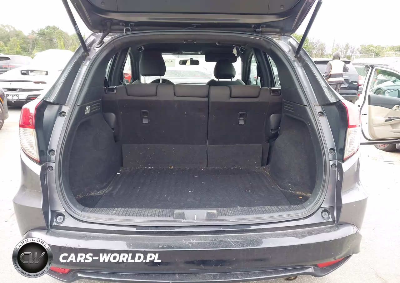 2019 Honda Hr-V Sport VIN:3CZRU6H15KG706093 - 19