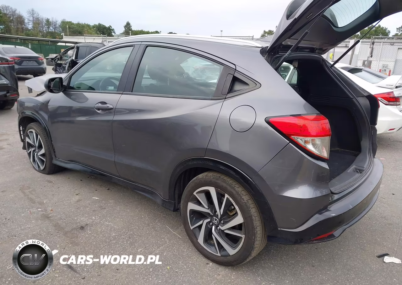 2019 Honda Hr-V Sport VIN:3CZRU6H15KG706093 - 3