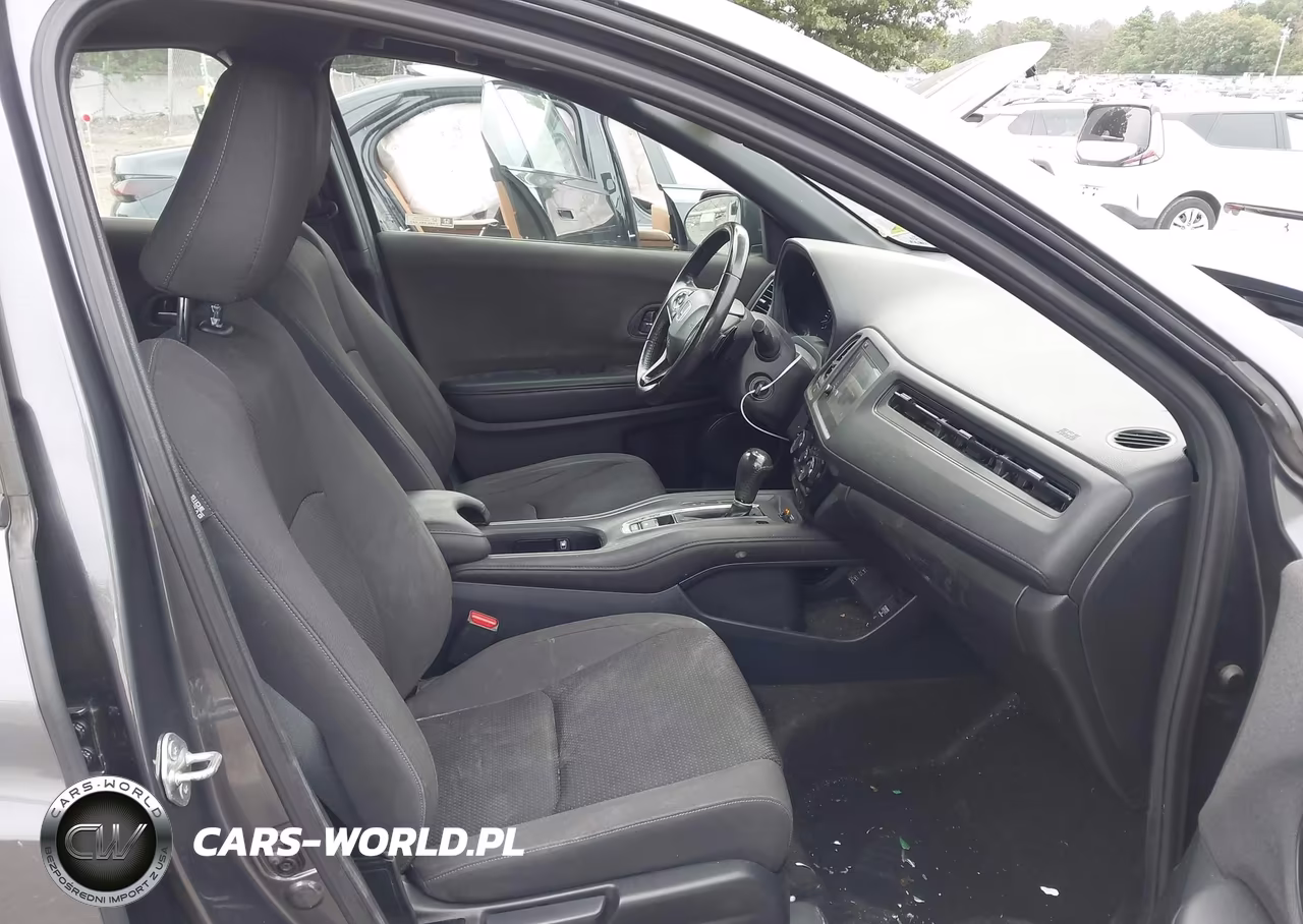 2019 Honda Hr-V Sport VIN:3CZRU6H15KG706093 - 5