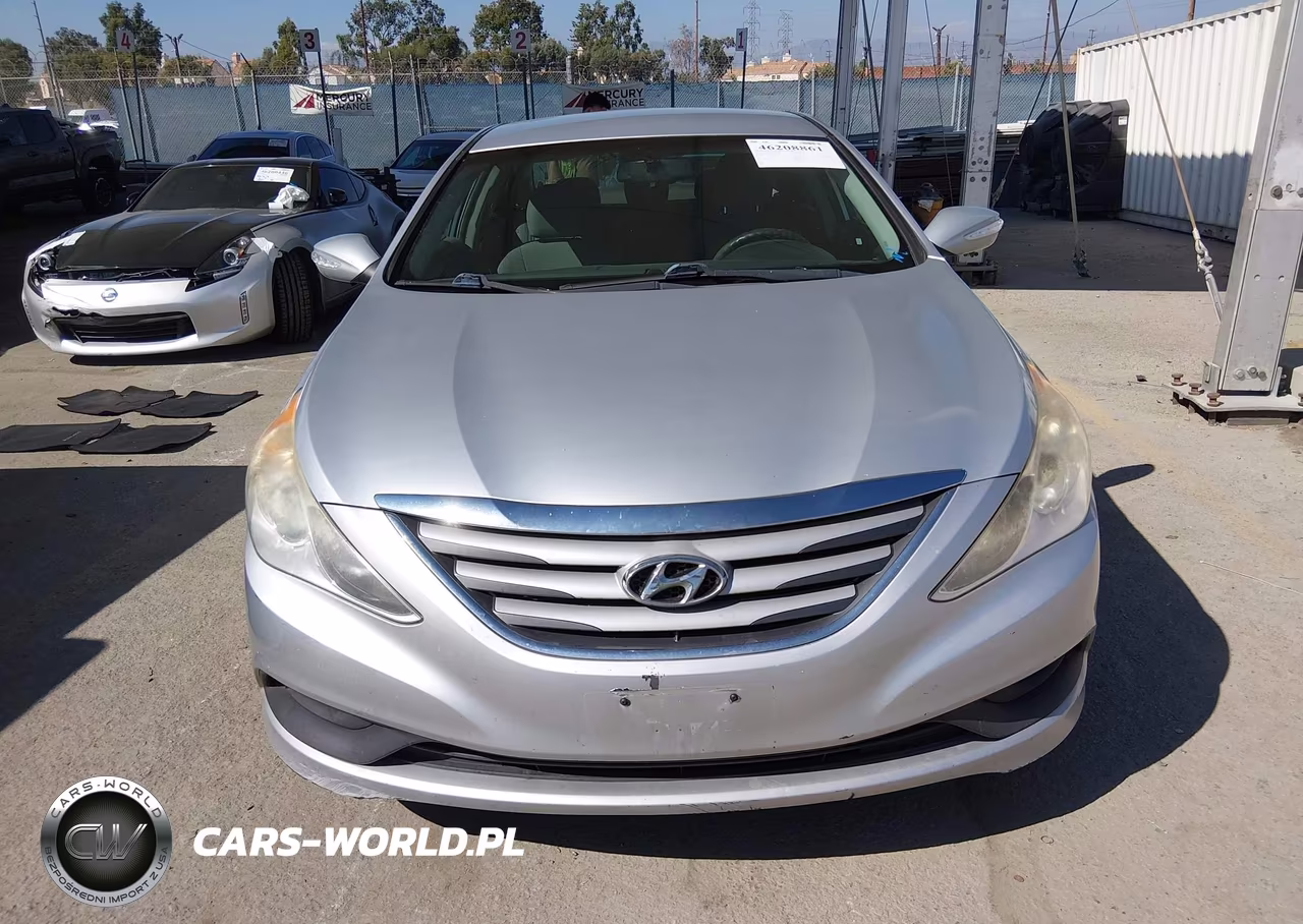 2014 Hyundai Sonata Gls VIN:5NPEB4AC8EH935485 - 12