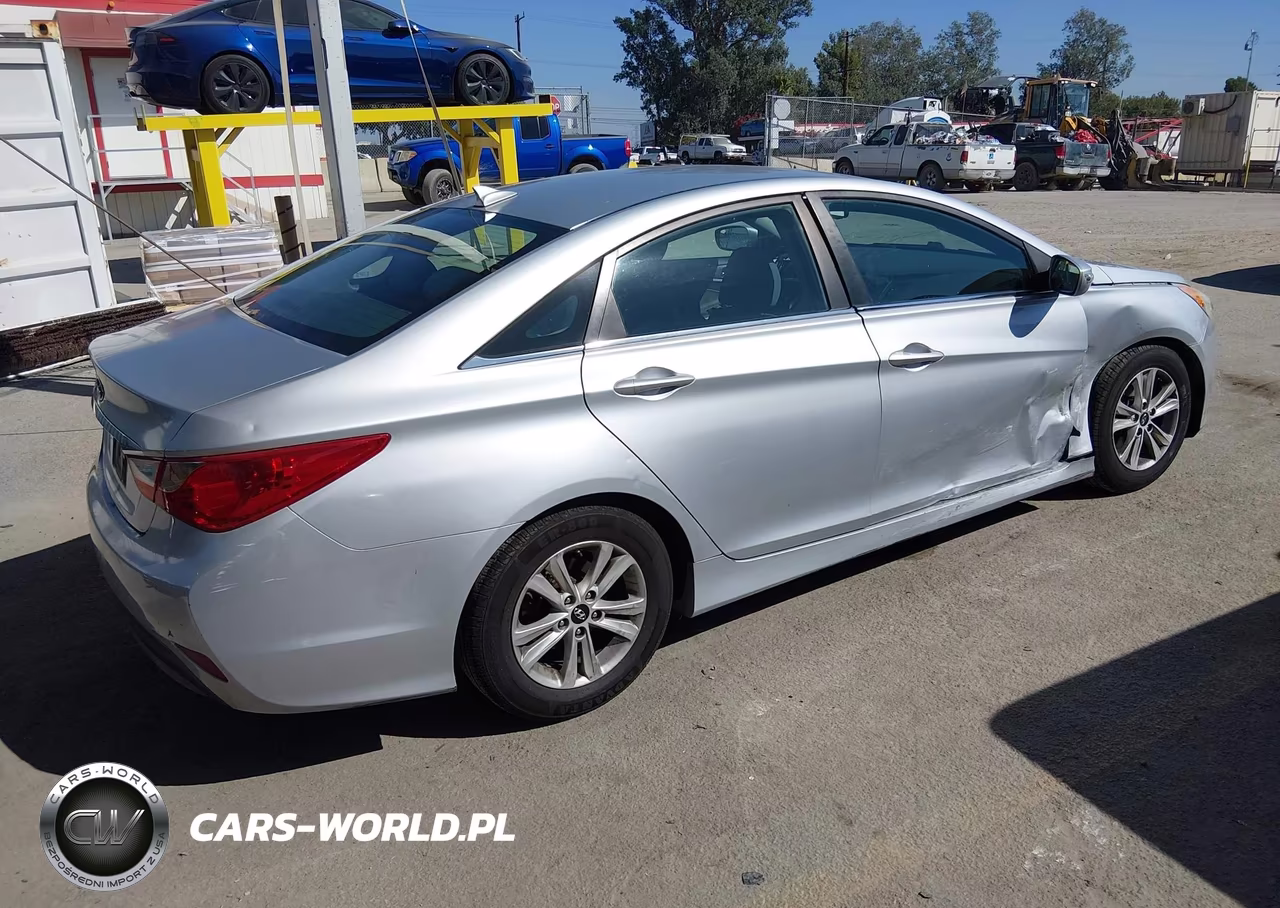 2014 Hyundai Sonata Gls VIN:5NPEB4AC8EH935485 - 4