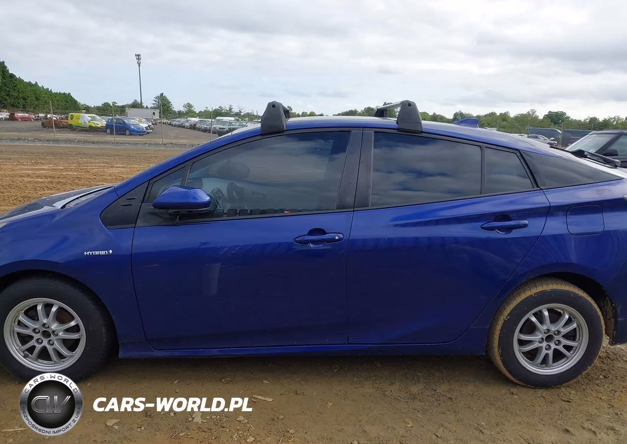 2016 Toyota Prius Two VIN:JTDKBRFU2G3528214 - 14