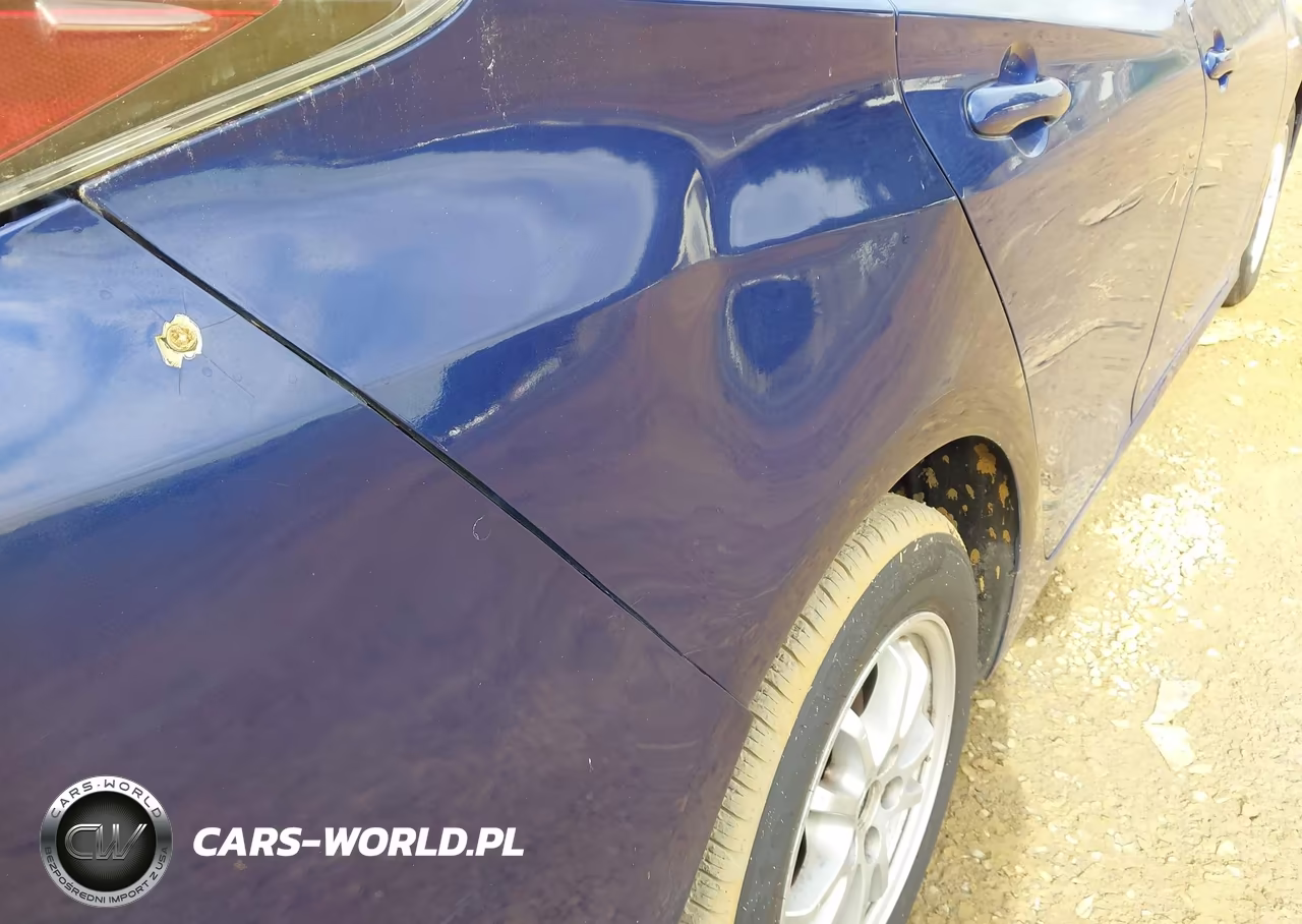 2016 Toyota Prius Two VIN:JTDKBRFU2G3528214 - 17