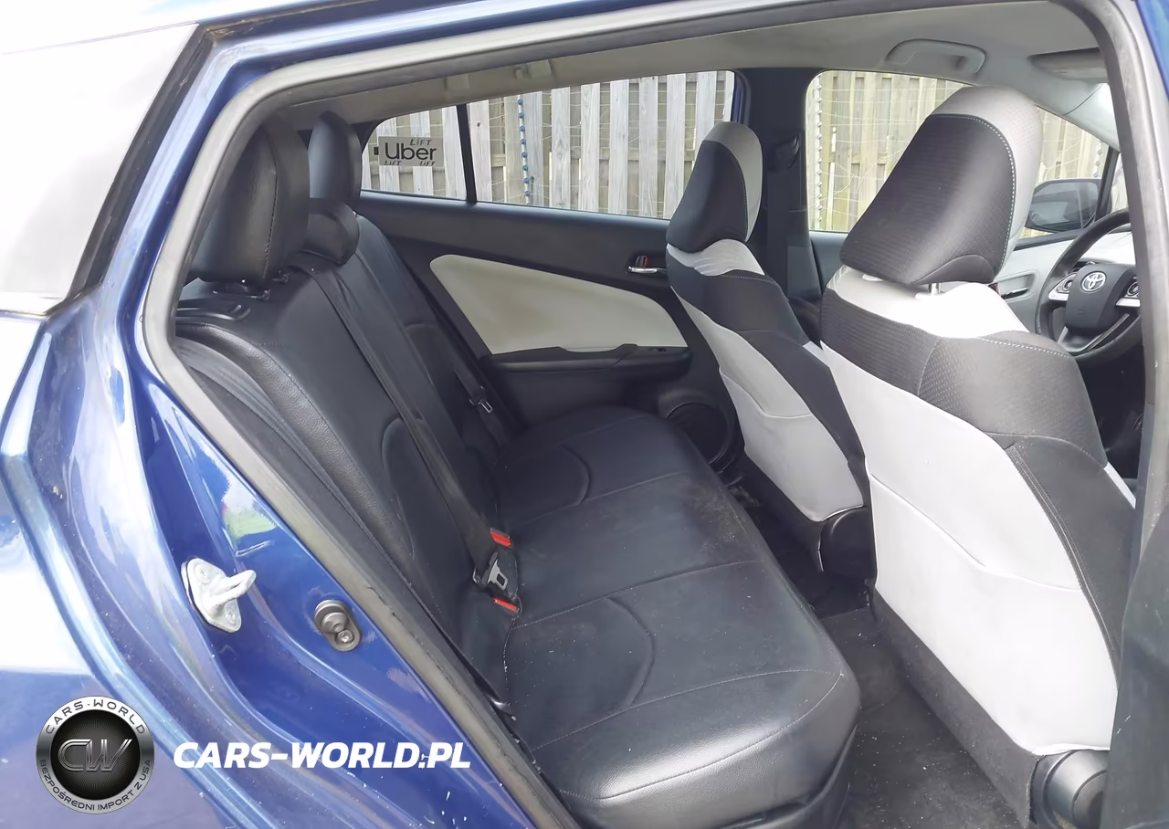 2016 Toyota Prius Two VIN:JTDKBRFU2G3528214 - 8