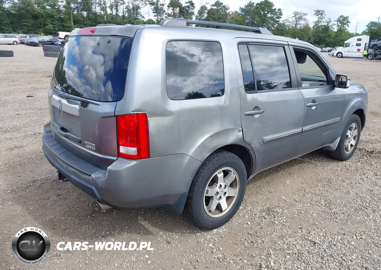 2009 Honda Pilot Touring VIN:5FNYF48869B046272 - 4