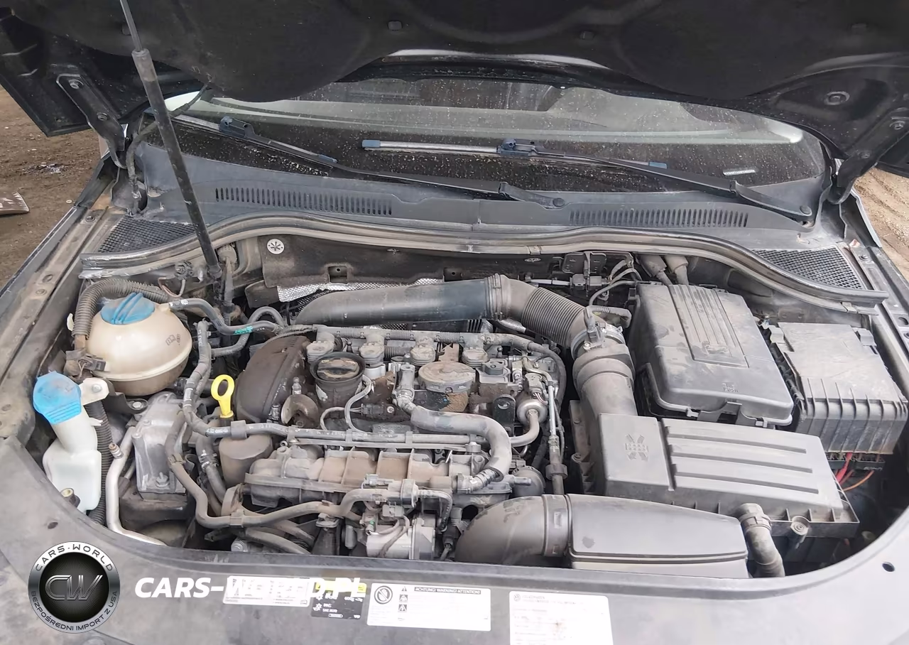 2015 Volkswagen Cc 2.0T Sport VIN:WVWBP7AN8FE803349 - 10