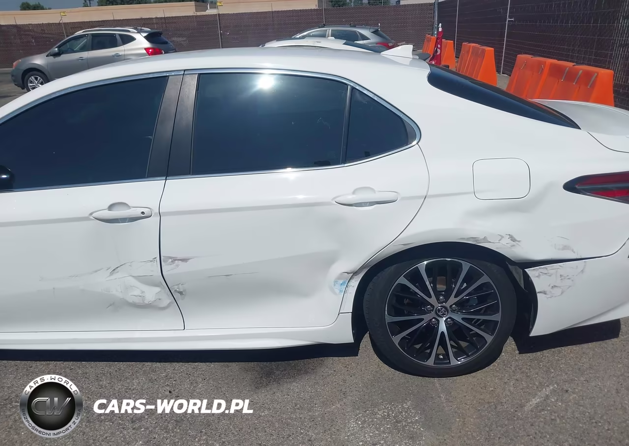 2019 Toyota Camry Se VIN:4T1B11HK2KU714480 - 17