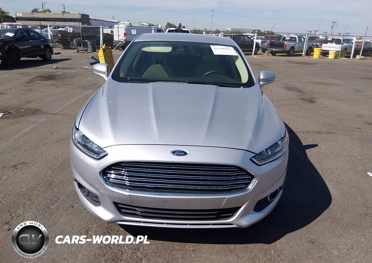 FORD FUSION SE VIN:3FA6P0LU2FR257051 - 12