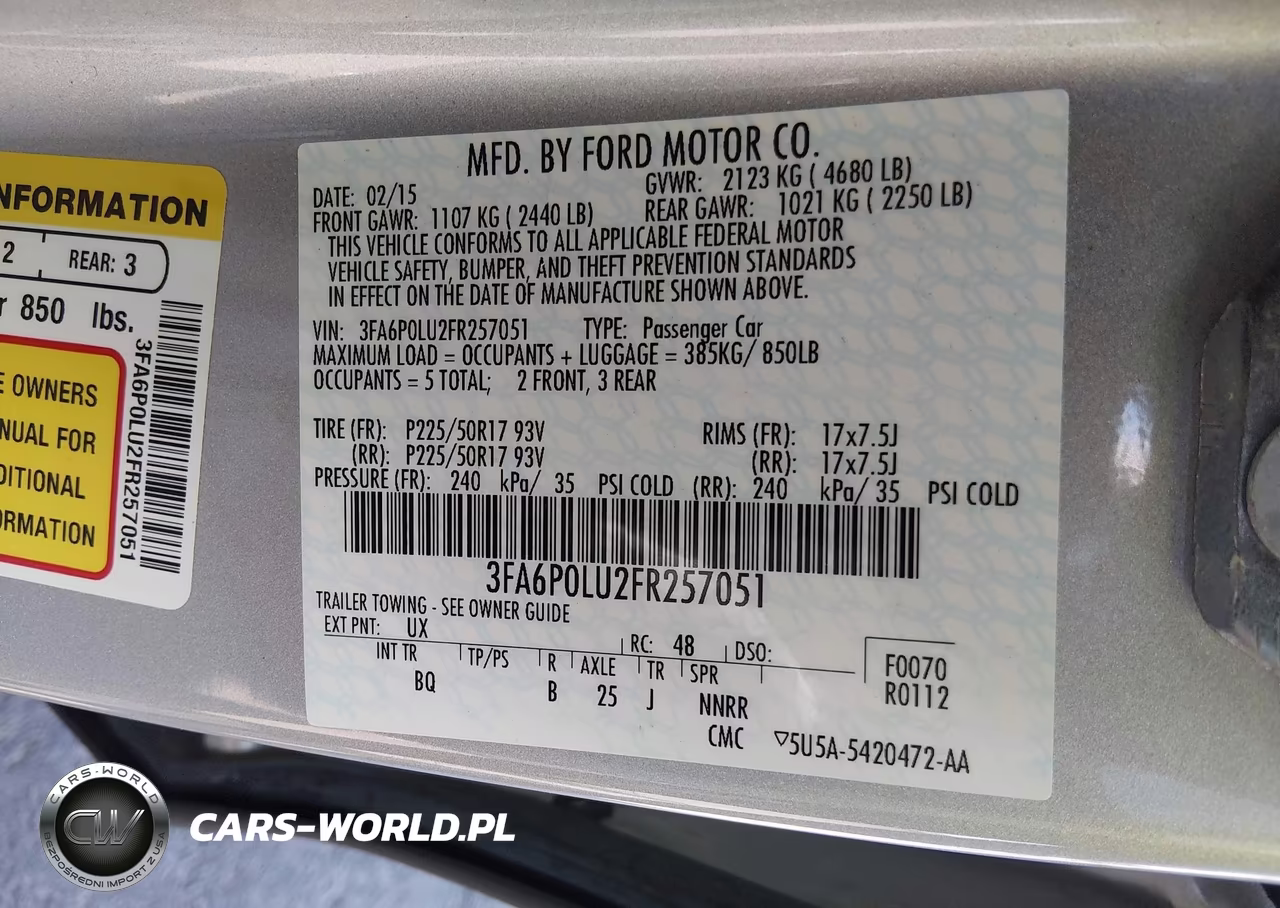 FORD FUSION SE VIN:3FA6P0LU2FR257051 - 9