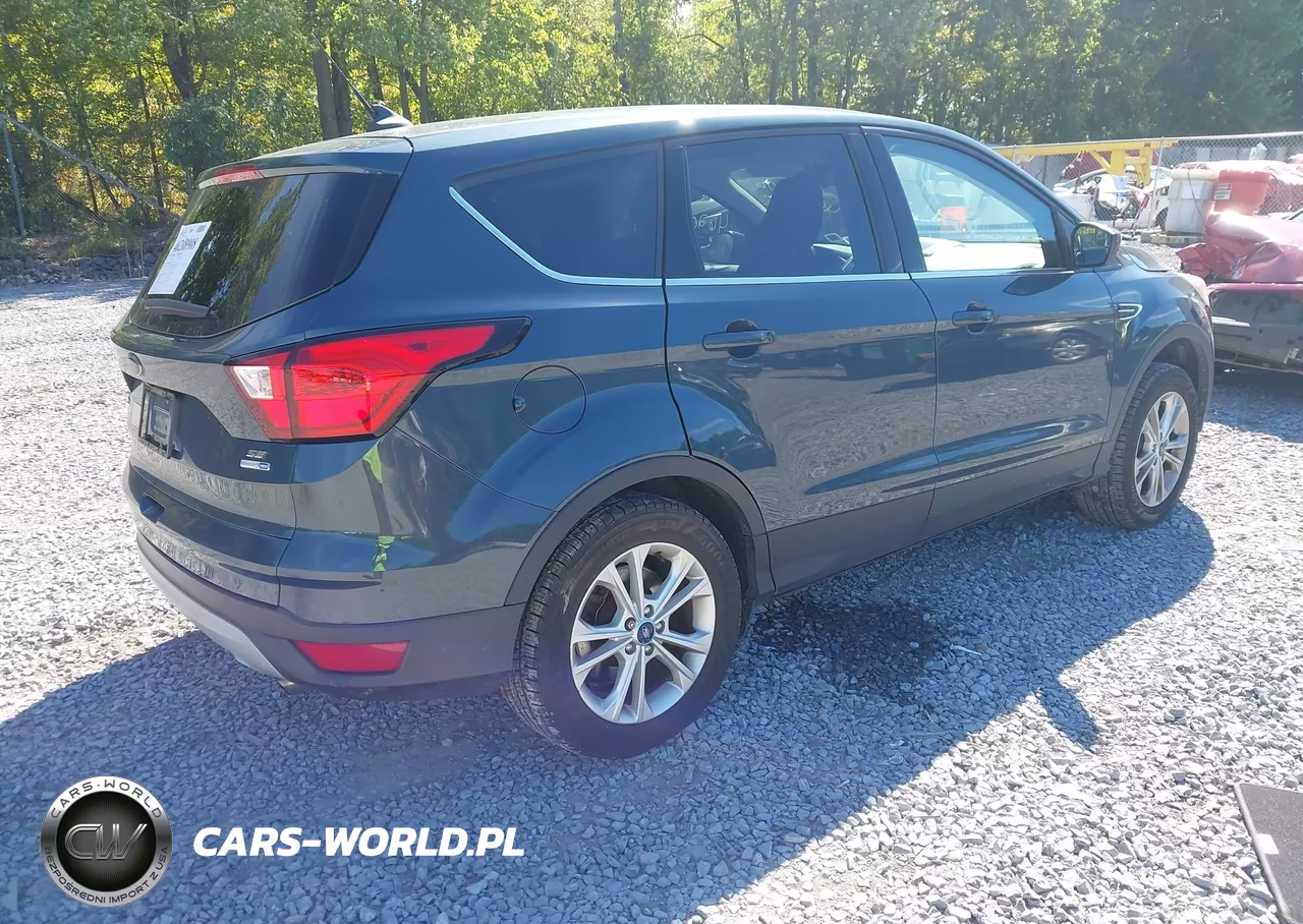 2019 Ford Escape Se VIN:1FMCU9GD7KUA29209 - 4
