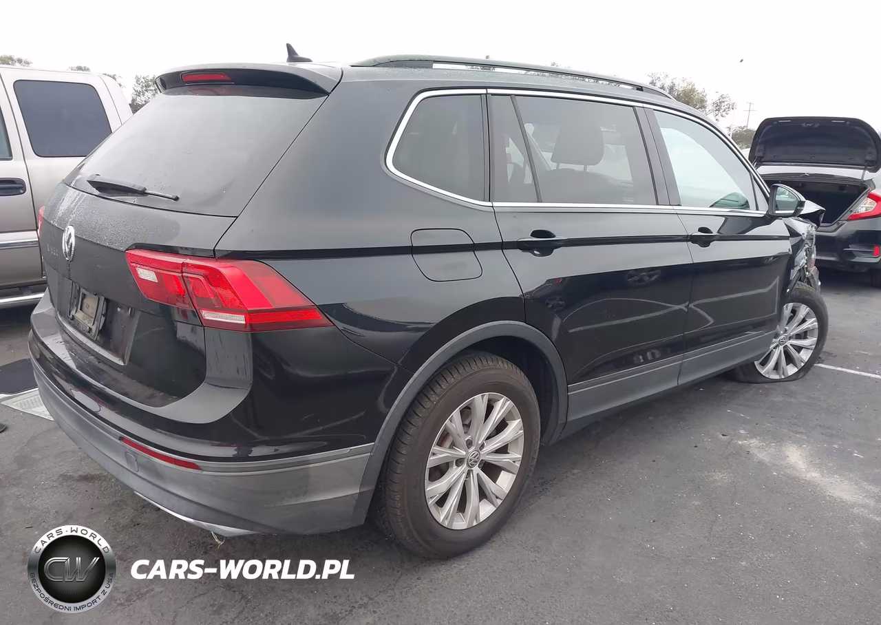 2019 Volkswagen Tiguan 2.0T Se-2.0T Sel-2.0T Sel R-Line-2.0T Sel R-Line Black VIN:3VV3B7AX1KM063864 - 4