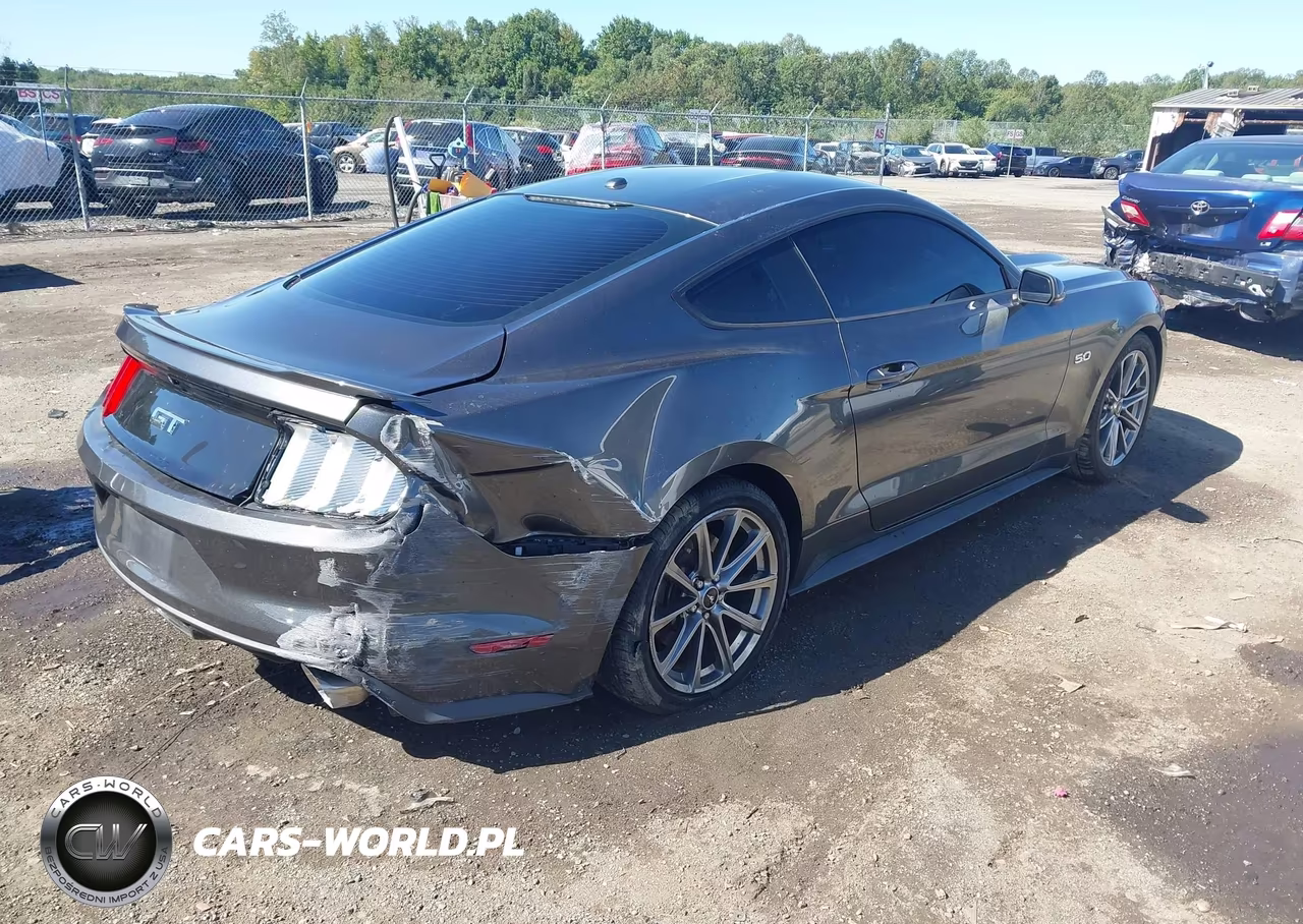 2017 Ford Mustang Gt Premium VIN:1FA6P8CF9H5351675 - 4